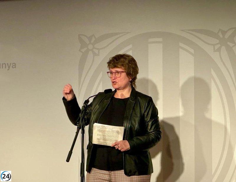 Simó elogia la postura activa del Gobierno ante el plan de refuerzo educativo.