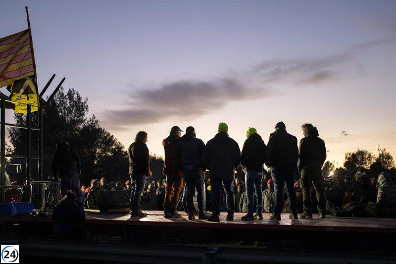 Continúan las protestas con tractores en Girona y Lleida por segundo día consecutivo