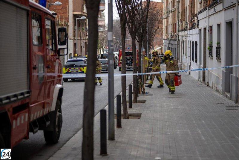 Desalojado un edificio en Badalona por graves problemas estructurales.