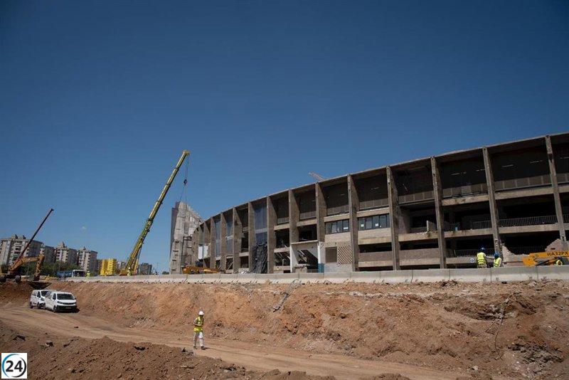 Vecinos del Camp Nou apoyan extender horario de obras hasta medianoche en abril.