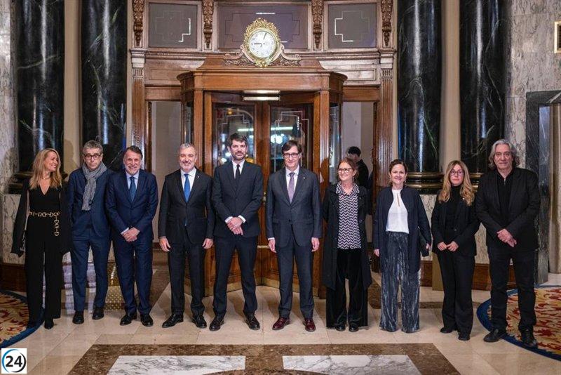 Illa, Collboni y Urtasun celebran la cena del Premio Nadal y Josep Pla con 300 asistentes.