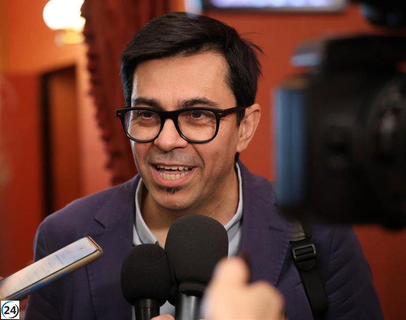 Pisarello (Comuns): Reunión de Sánchez e Illa con Puigdemont fortalecería la confianza en Junts.