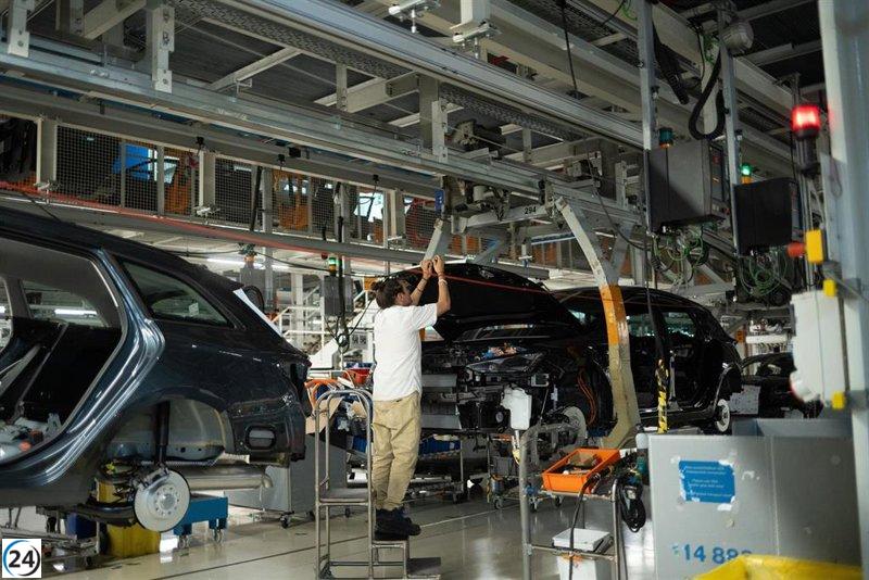 Rasero (CEOE) demanda claridad en acciones y financiación para la nueva Ley de Industria.