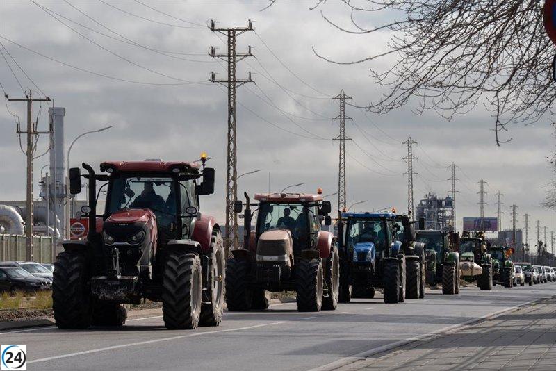 Agricultores de Cataluña levantan sus protestas programadas para hoy.
