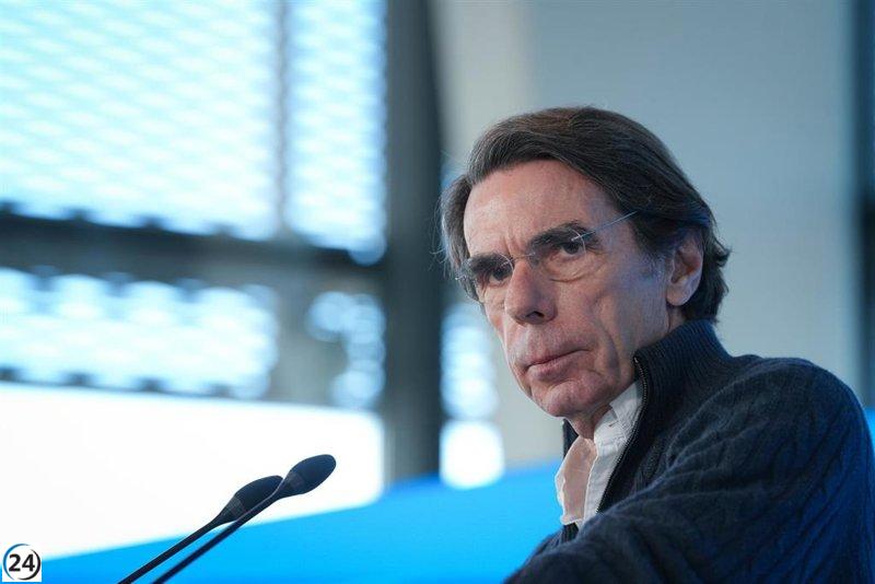 Aznar considera el traspaso de competencias migratorias a Cataluña más serio que el referéndum del 1-O.