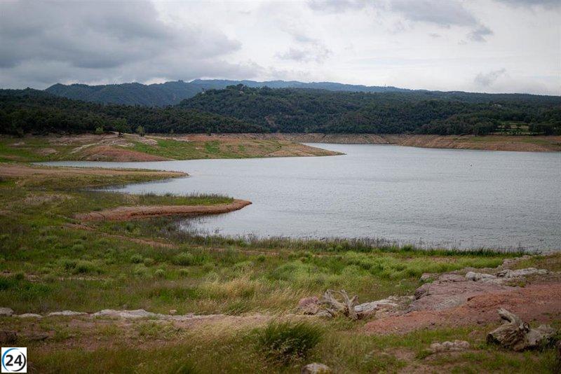 Cataluña levanta restricciones por sequía y reabre embalses de Darnius-Boadella y Riudecanyes.