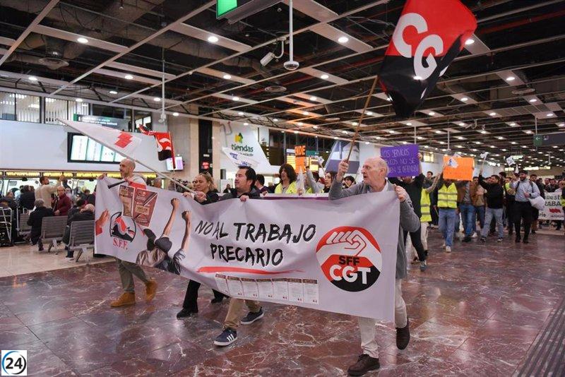 Renfe destituye a dos empleados por cancelaciones irregulares de trenes durante la huelga.