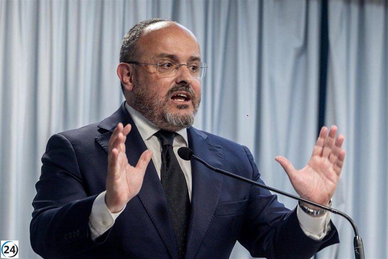 Fernández (PP) se opone a que las negociaciones sobre ayudas arancelarias se realicen de forma exclusiva con algunos partidos.