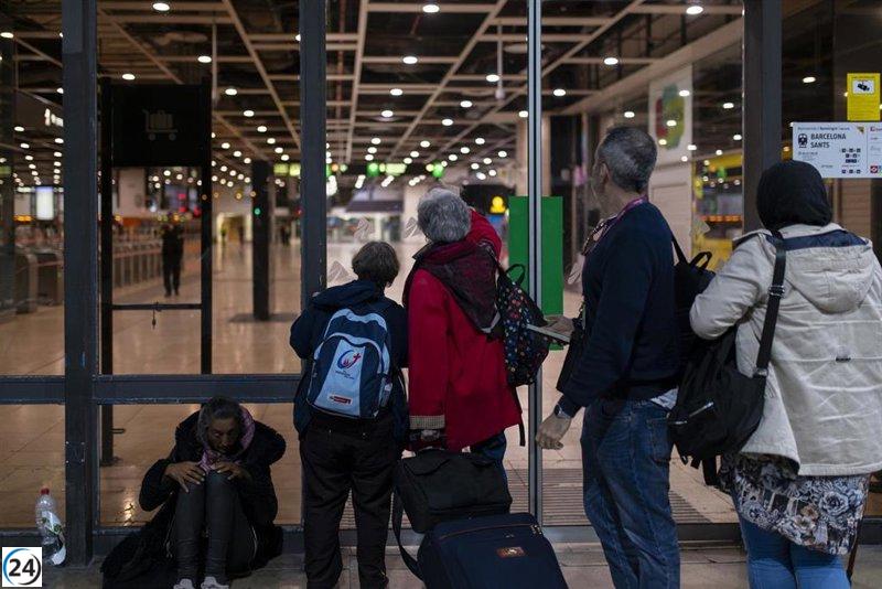Rodalies de Catalunya paraliza sus servicios por problemas eléctricos.