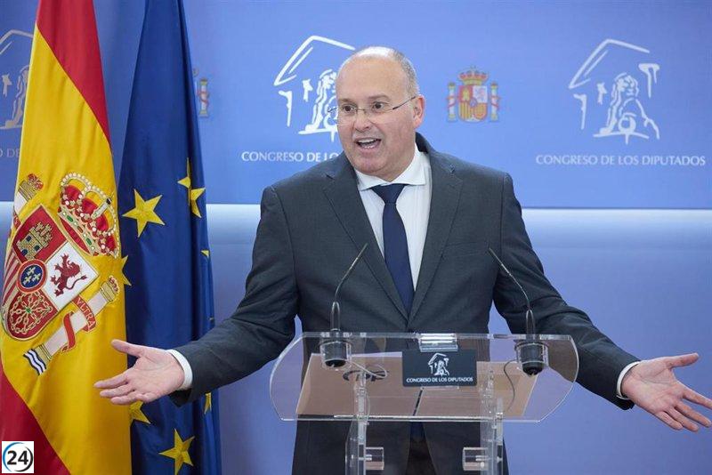 Tellado (PP) sugiere corrupción en la decisión de la Fiscalía sobre el caso del hermano de Sánchez.