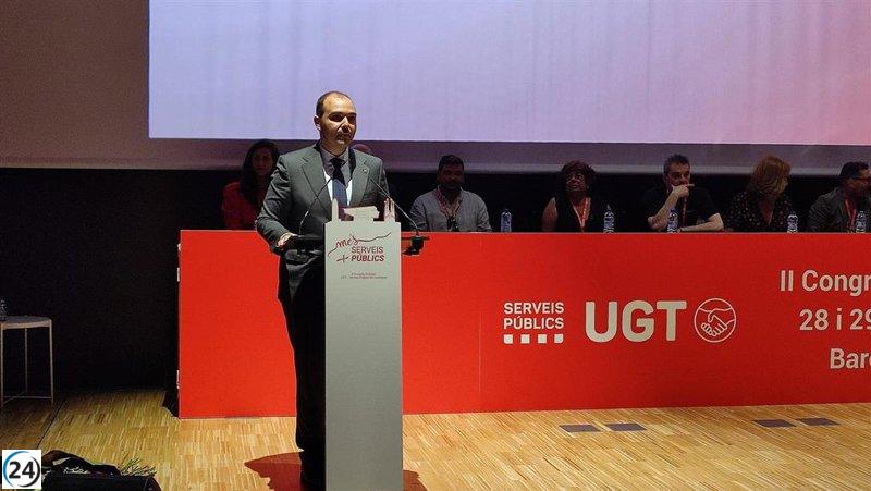 Dalmau aplaude la renuncia de Musk y defiende el fortalecimiento de los servicios públicos.