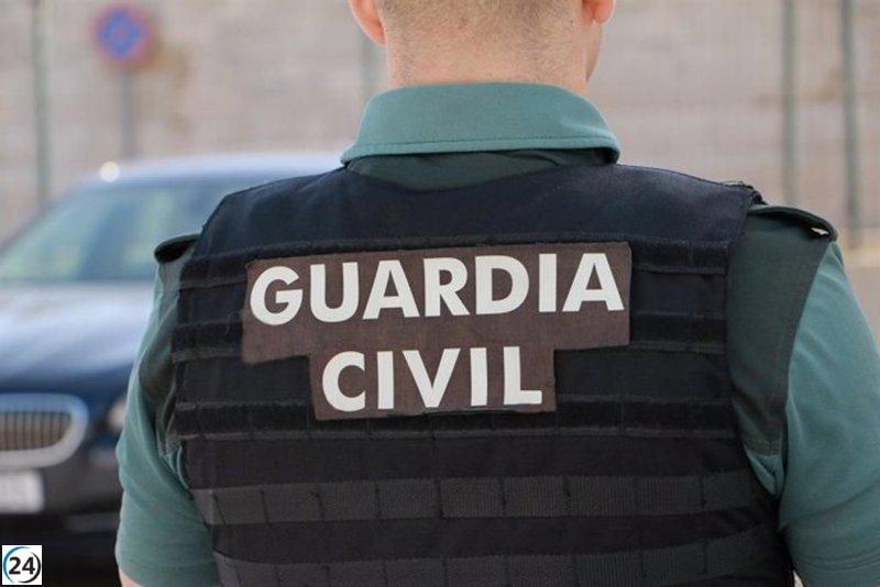 La Guardia Civil desmantela red de narcotráfico en Barcelona y Girona con 22 arrestos.