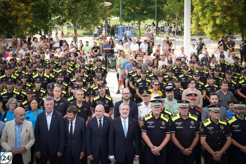 Collboni exige a la Guardia Urbana reforzar la convivencia y el civismo en las comunidades.