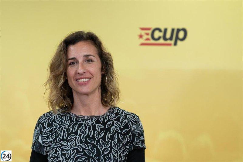 Laia Estrada renuncia a su cargo como diputada de la CUP por diferencias en su visión política.