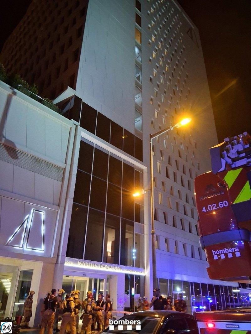 Evacuadas 200 personas de un hotel en Badalona por alerta de incendio.