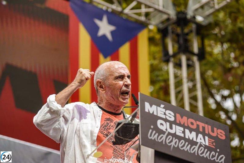 Organizaciones independentistas instan a la desobediencia ante posible fallo del TSJC sobre el catalán.