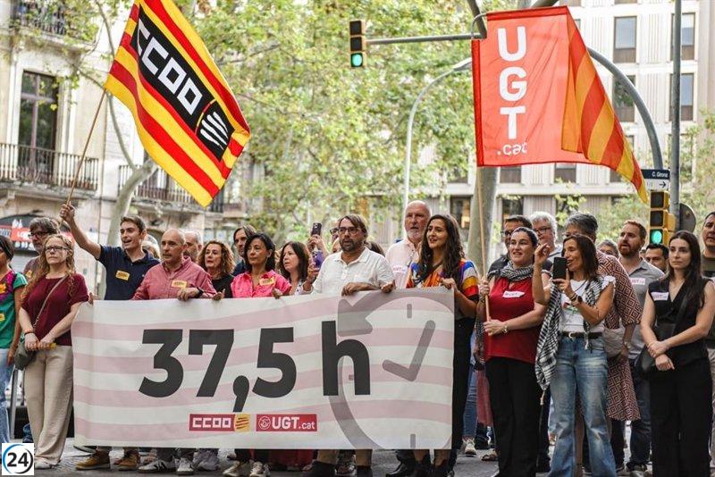 Ros (UGT) critica a Junts por ignorar la voluntad predominante de los catalanes.