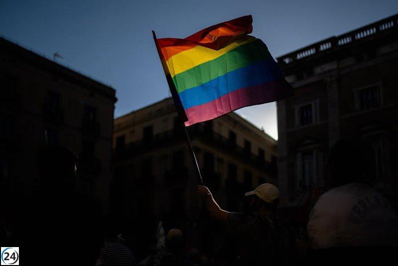 La Generalitat lanza el 028, un servicio telefónico gratuito y constante para el apoyo a la comunidad LGTBI+.