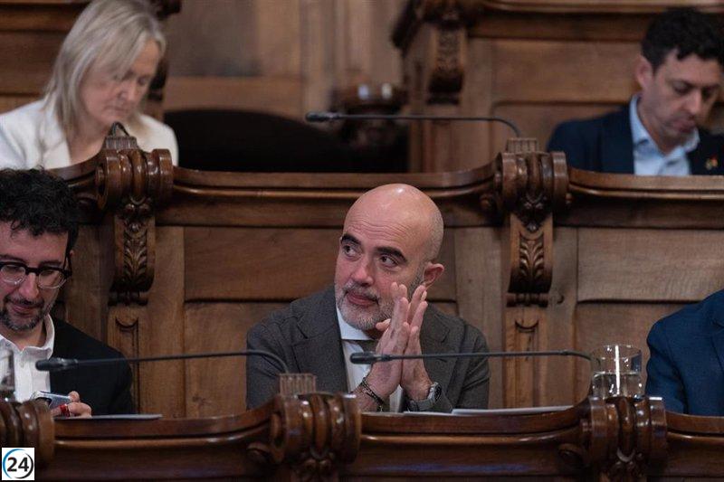Sirera (PP) denuncia a Colau por instrumentalizar la Flotilla para fines electorales.