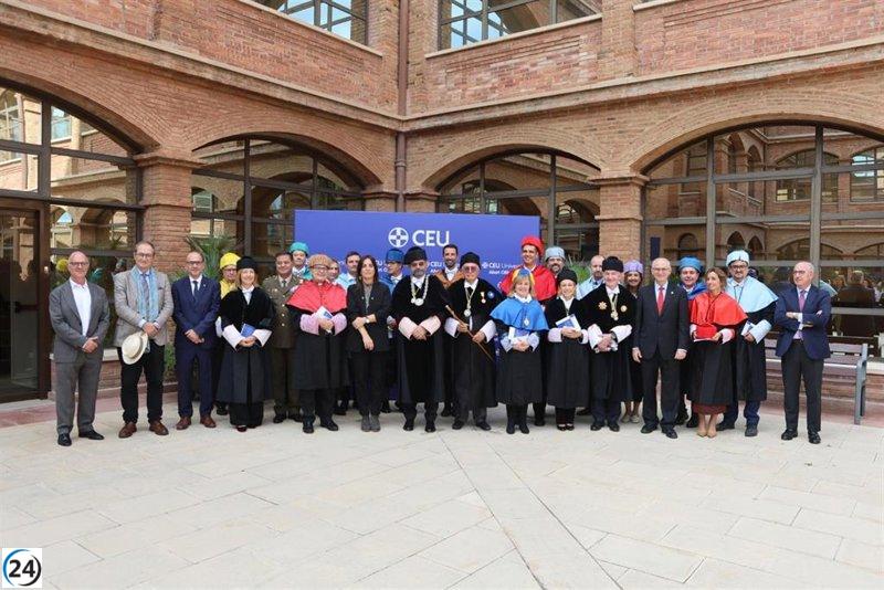 La CEU UAO da la bienvenida al nuevo año académico con la implementación de la licenciatura en enfermería.