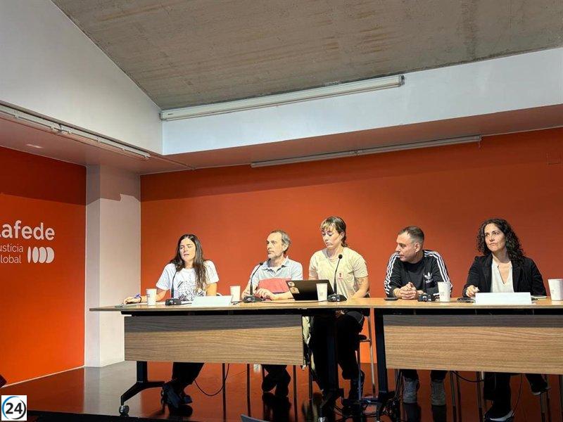 Organizaciones catalanas exigen aclaraciones a Parlon por el uso excesivo de gas pimienta.