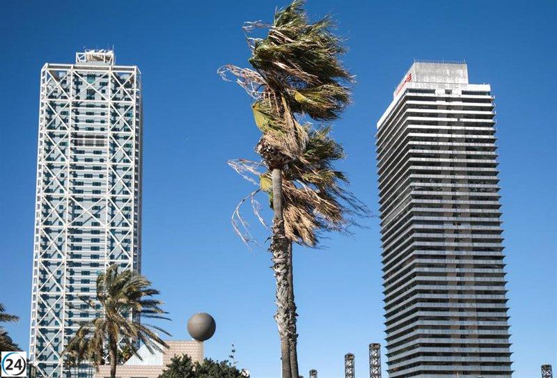 Cataluña levanta la alerta por viento tras más de mil intervenciones de los Bomberos y 1.200 emergencias atendidas.