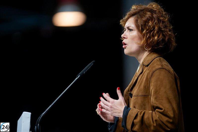 Alamany (ERC) advierte que la falta de rehabilitación de vivienda en Barcelona favorecerá a los fondos de inversión.