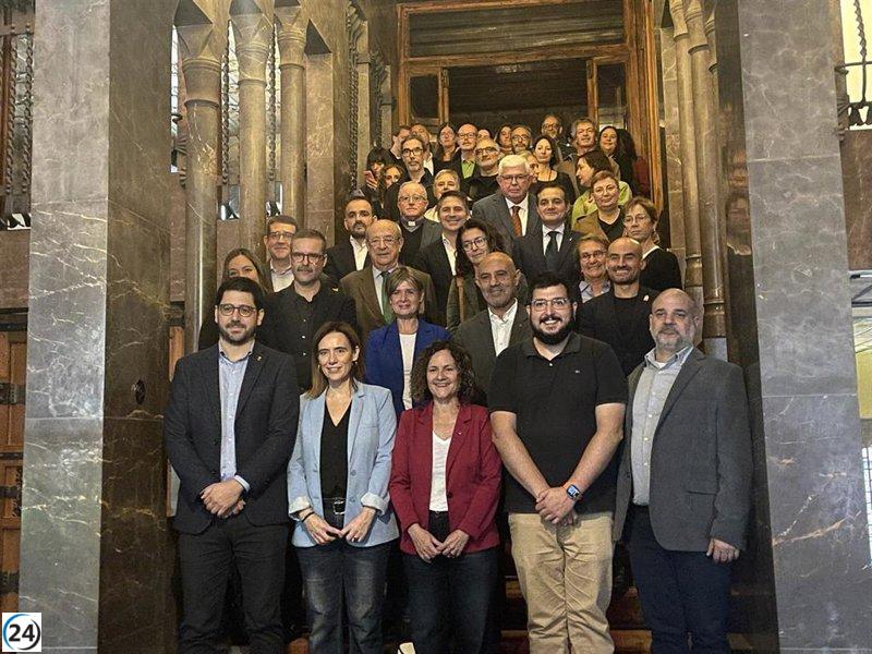 El Any Gaudí celebrará un congreso internacional y una exposición como un tributo colectivo.