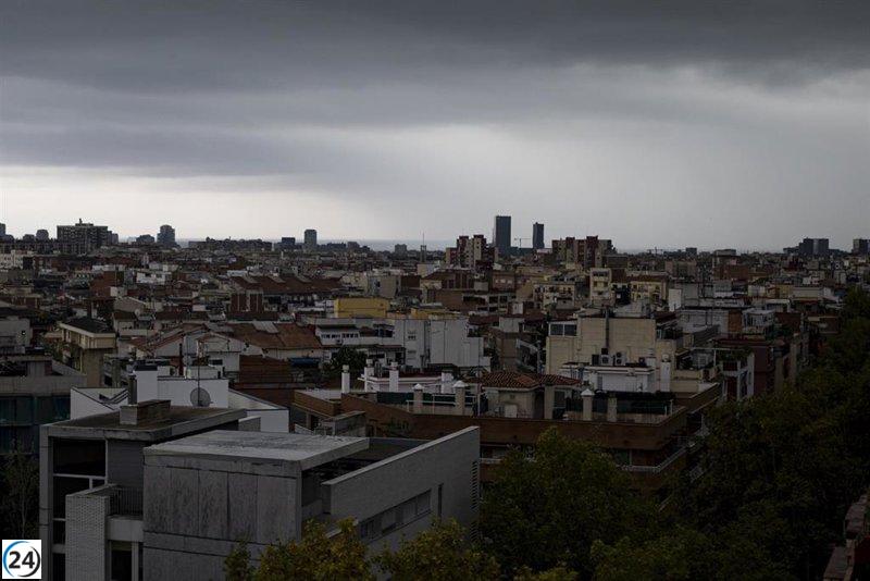 Barcelona implementa plan de emergencia ante riesgo de inundaciones.
