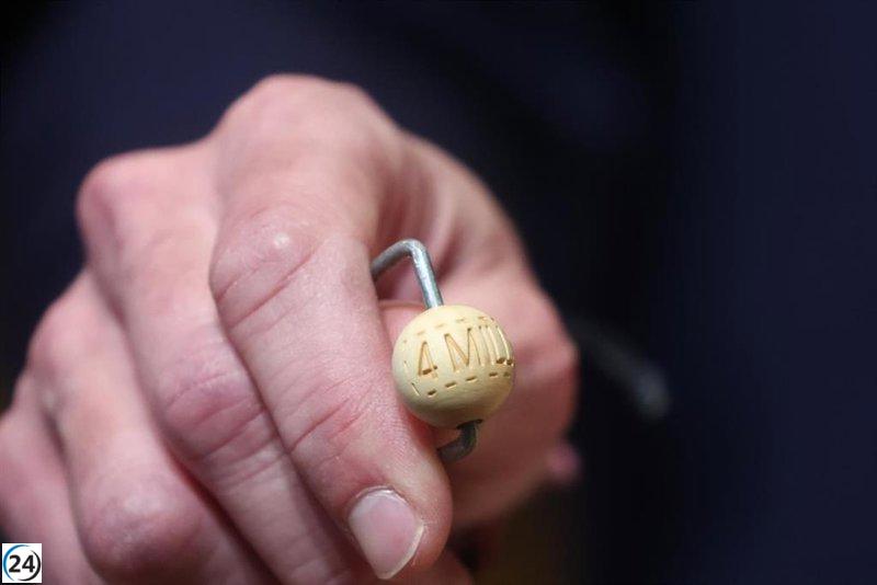 El quinto premio (23.112) se distribuye en Barcelona, Porqueres y Sort.