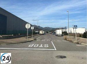 La fiesta clandestina en La Sénia sigue su curso con 400 asistentes, desafiando el frío en su cuarto día.