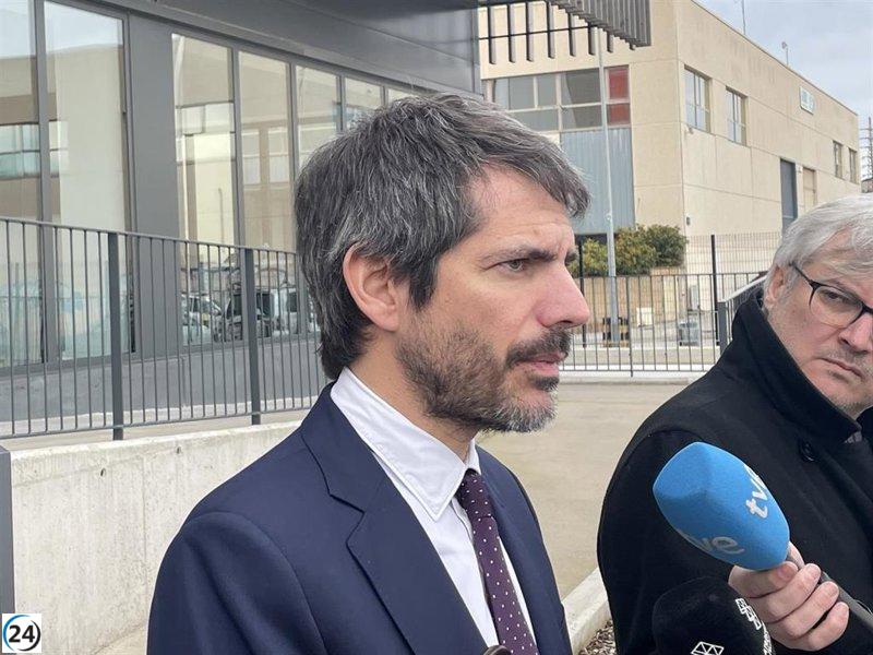 Urtasun celebra la regularización de migrantes como un hito para la ciudadanía.