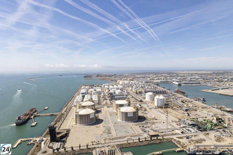 Aumento del 10,5% en el tráfico de mercancías en el Puerto de Barcelona impulsado por los líquidos a granel.