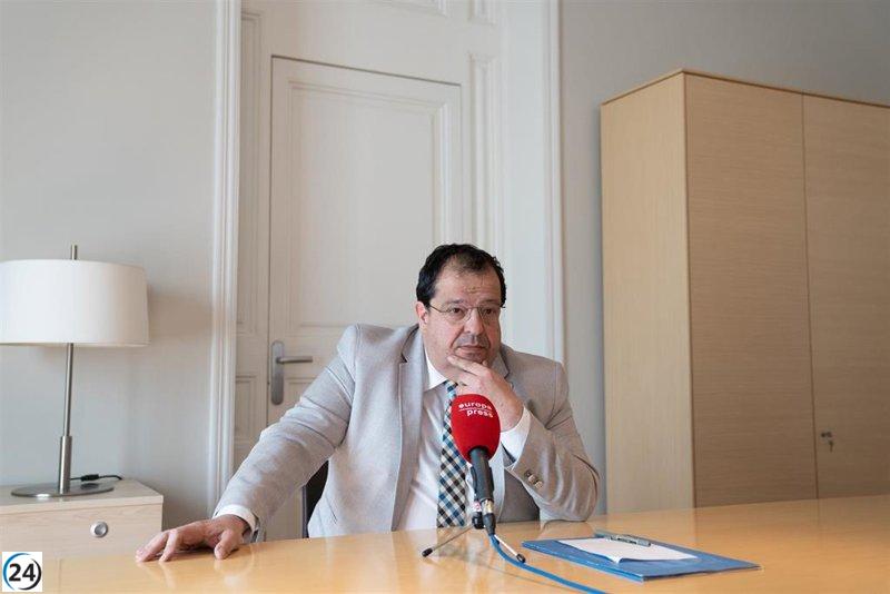 Elena refuerza flota de Bombers de la Generalitat con 70 nuevos camiones.