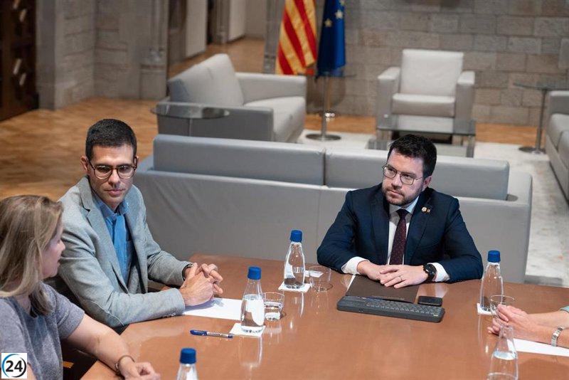 Aragonès interroga a académicos sobre referéndum independentista.