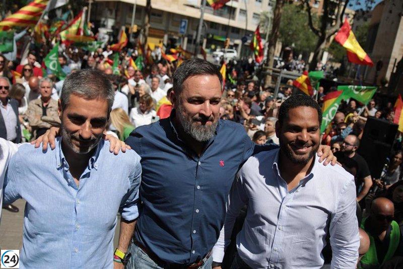 Vox logra presencia en 76 ayuntamientos catalanes, incluyendo las cuatro capitales.