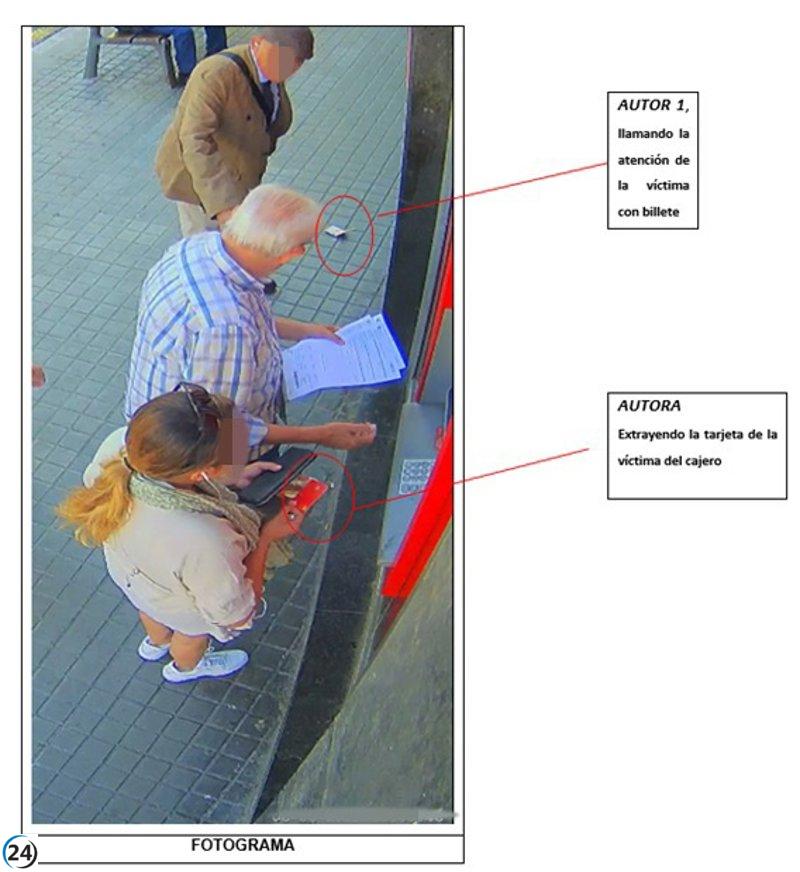 Tres arrestados por supuesta estafa a ancianos en cajeros automáticos.