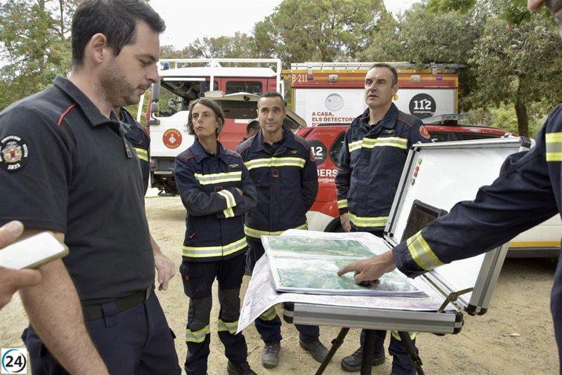 Los Bombers de Barcelona detienen 2,07 hectáreas de incendios en la época estival.