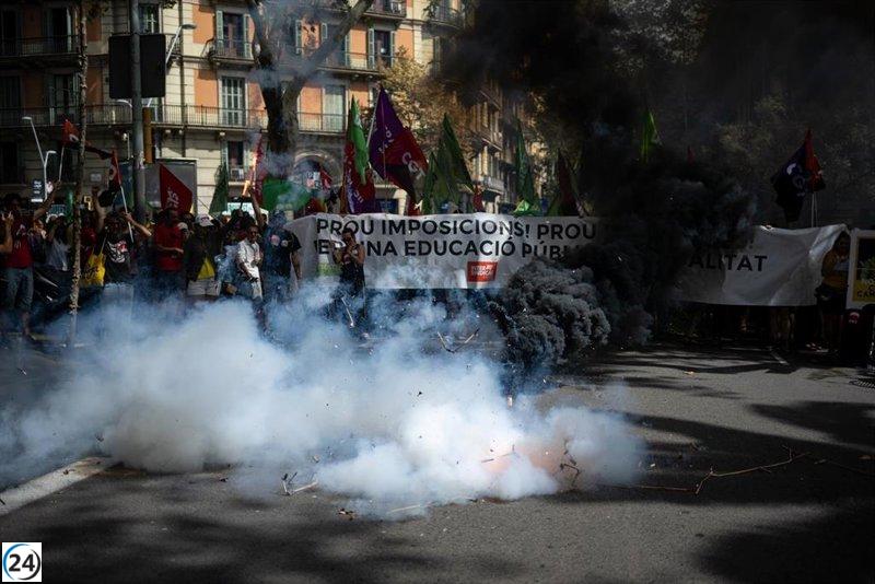 Manifestación de docentes en Barcelona contra la 