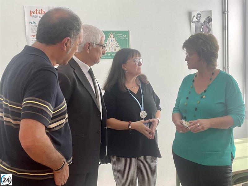 El Govern amplía atención sanitaria en institutos y planea extenderla a las escuelas en 2024.