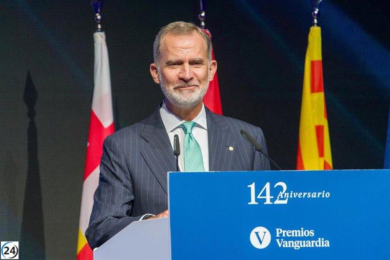 El Rey defiende un periodismo comprometido y libre en los I Premios La Vanguardia