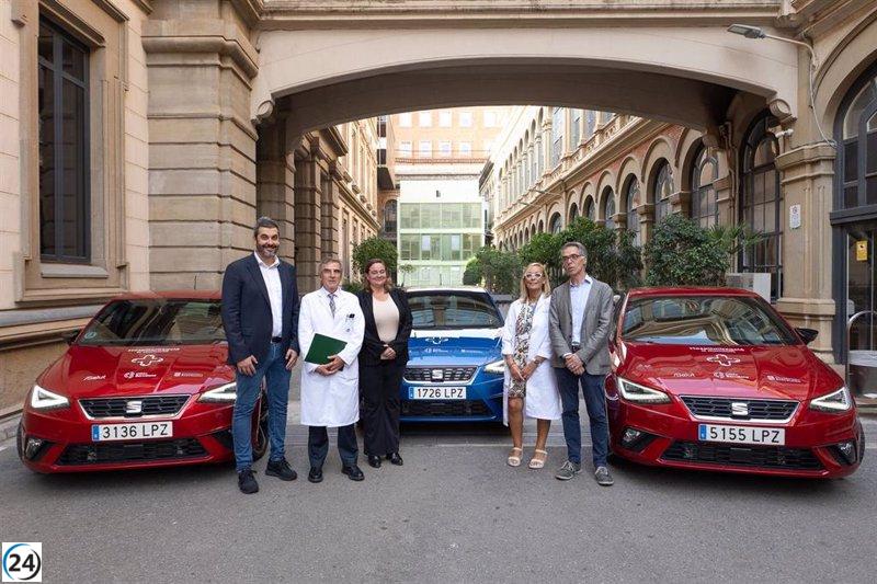 Seat apoya a la hospitalización a domicilio donando tres vehículos al Clínic de Barcelona