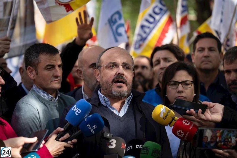 Alejandro Fernández (PP) defiende a los policías del 1-O diciendo que 