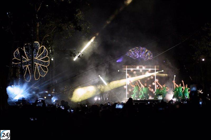 Barcelona ilumina la Navidad con una mágica fusión de circo y danza en el emblemático paseo de Gràcia
