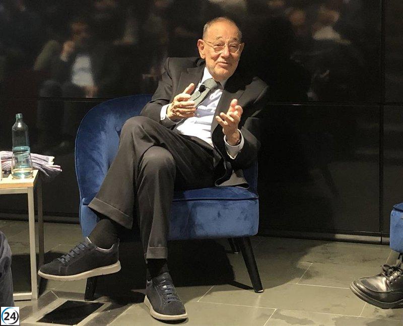 Javier Solana enfatiza la necesidad de que Europa reconozca a Palestina como un desafío inminente.