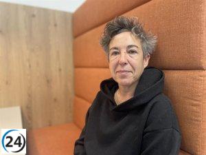 Gabriela Cabezón Cámara describe a Milei como un personaje ficticio de extrema naturaleza.