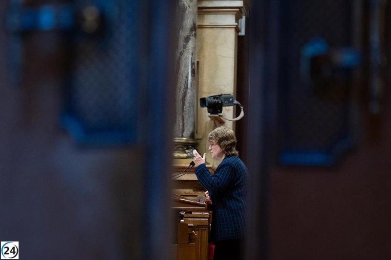 Simó vincula el bajo rendimiento en PISA a la pobreza infantil y la segregación escolar, sin dejar espacio para excusas.