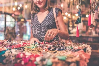 Disfrutando del mercado semanal de Besalú