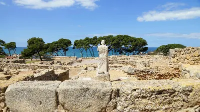 Visita a las ruinas greco-romanas de Ampurias en la Costa Brava
