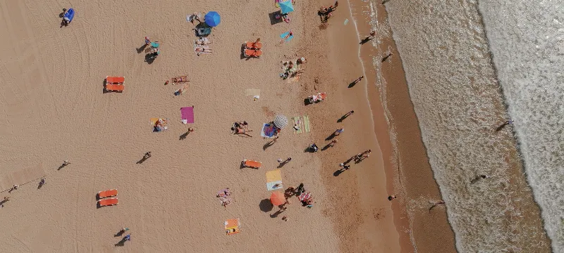 La Costa Dorada en familia: planes para toda la familia